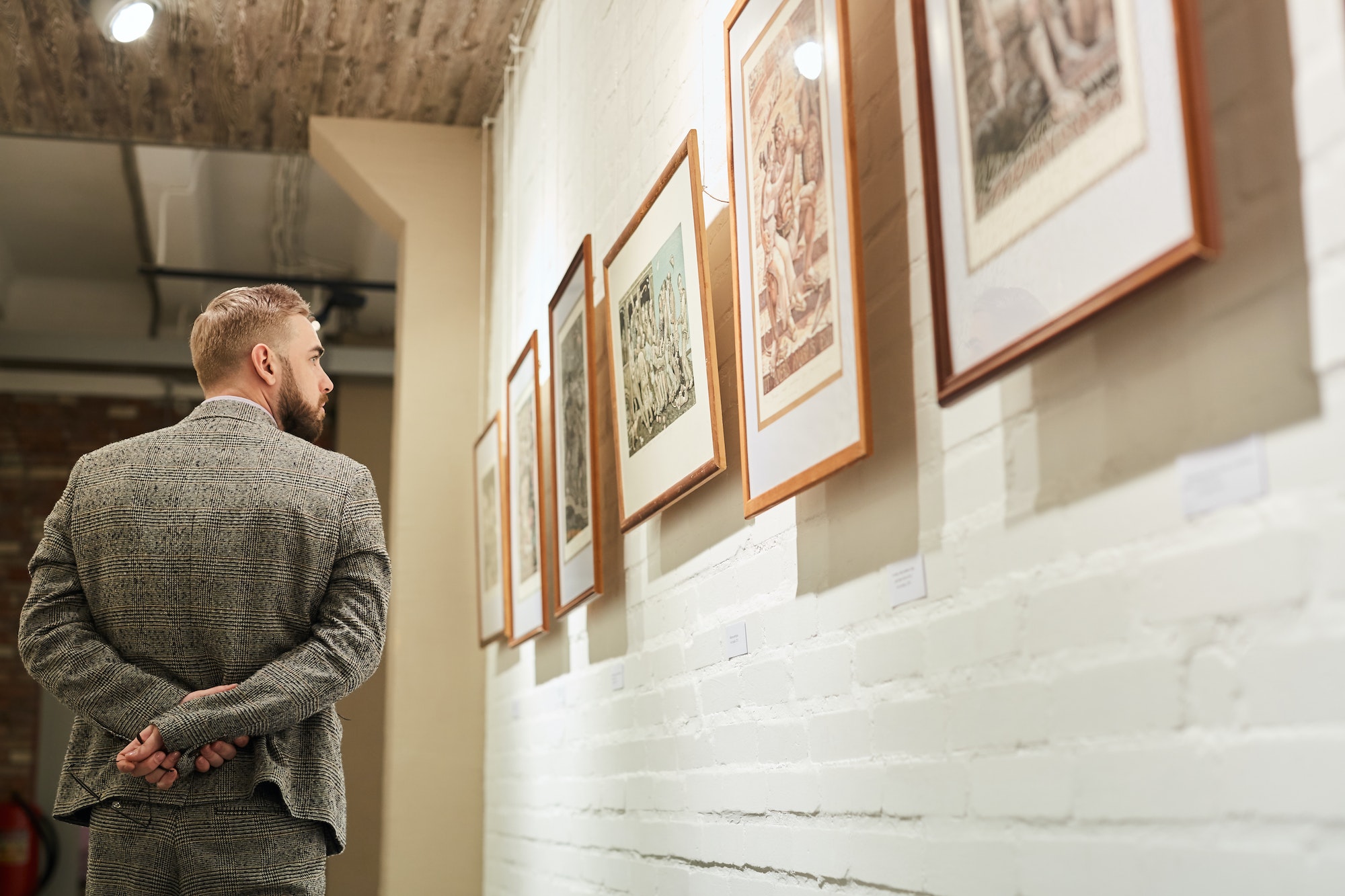 Man visiting art gallery